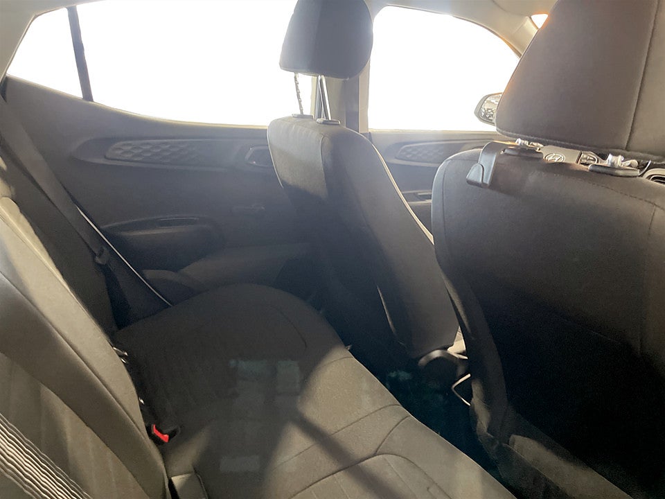 Bild på Hyundai i10 Essential 1.0 blue 67hk Aut CARPLAY