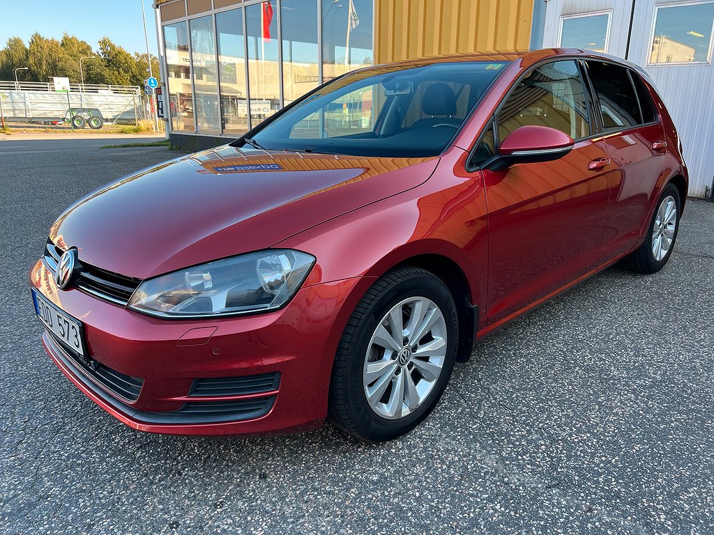 Volkswagen Golf 5-dörrar 1.6 TDI /Dragkrok / V-hjul