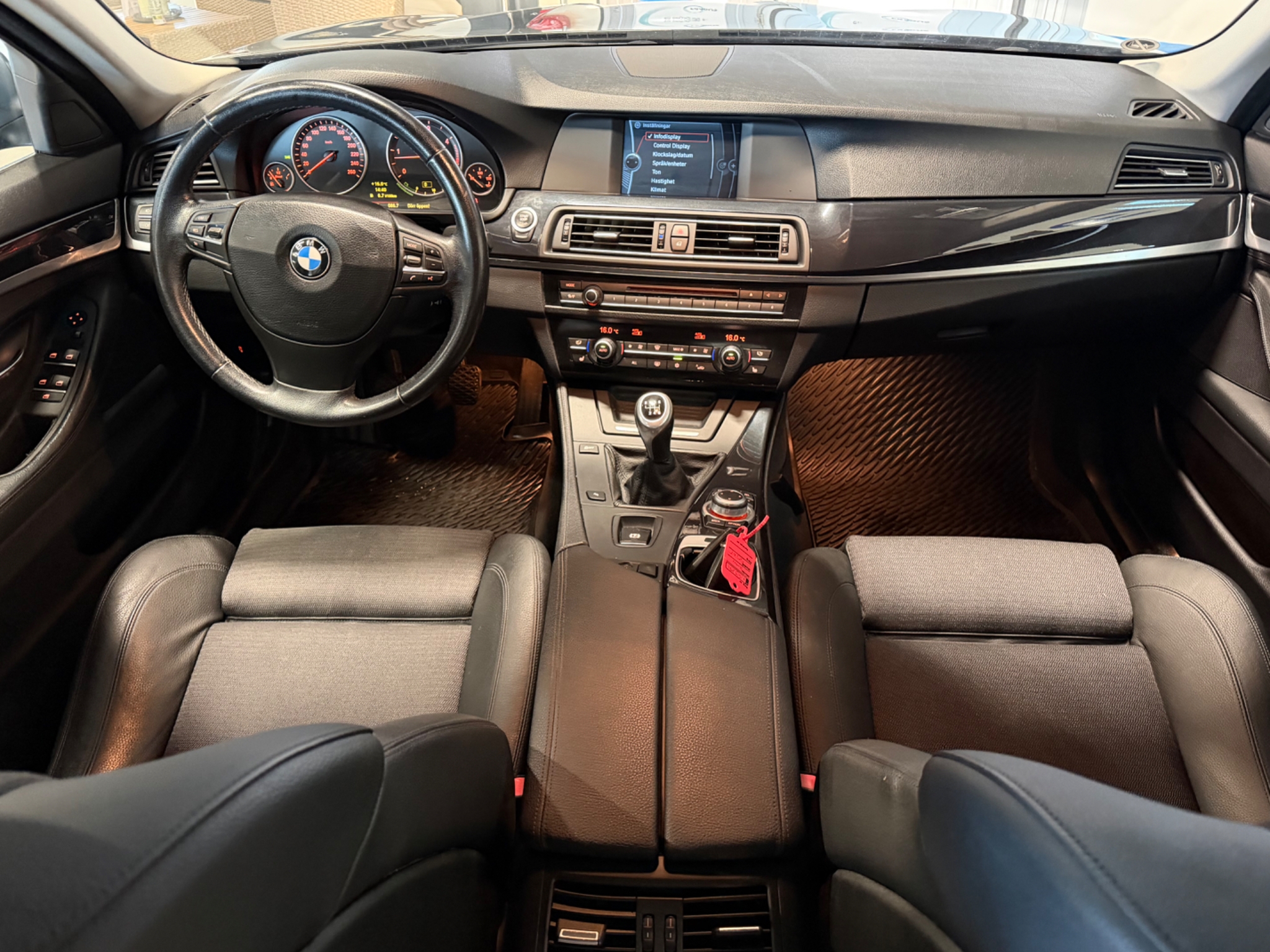 BMW 525 d Touring Euro 5 2011, bild 4/10