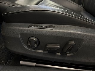 Skoda Superb 2.0 TSI 4x4 Business L&K 272 hk S&V/Navi/Pvärm