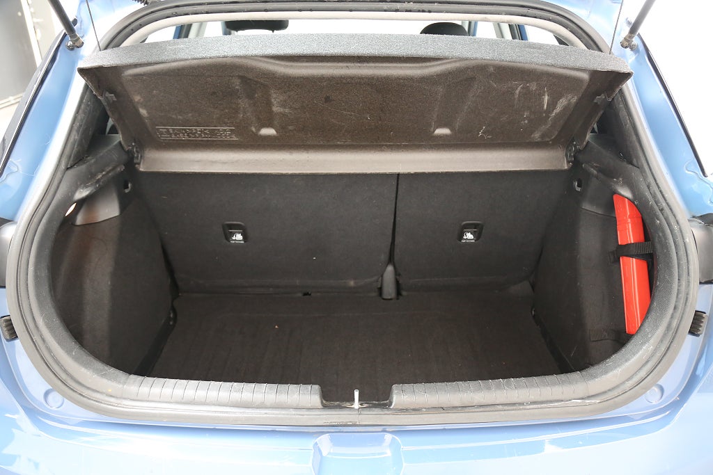 Hyundai i20 1,4 100hk Comfort Aut 5-dr Motorv Extraljusramp 2017