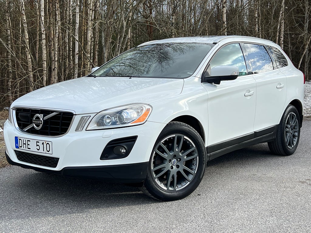 Volvo XC60 T6 286HK AWD Geartronic Summum Panorama Drag Fullutr