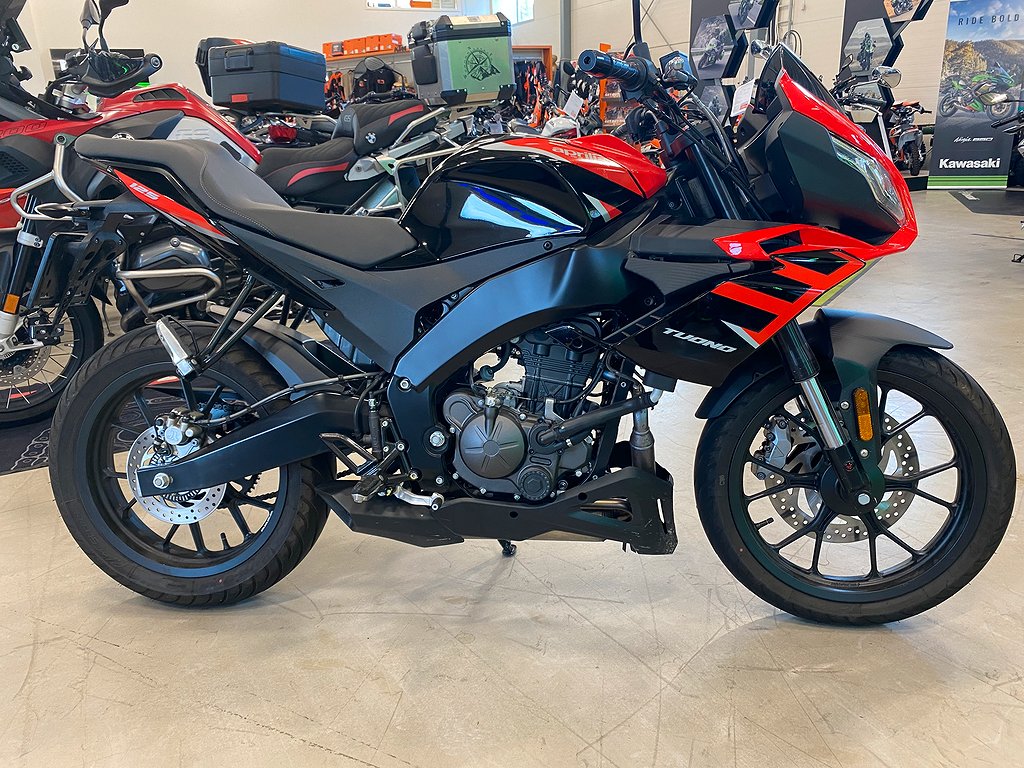 Aprilia Tuono 125 "0kr kontant, 430kr/mån"