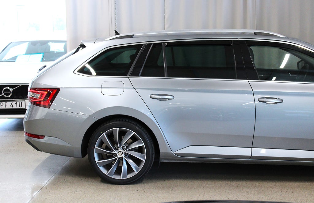 Skoda Superb 2.0 TDI 4x4 SCR Business Edition, L&K, Drag, Värmare