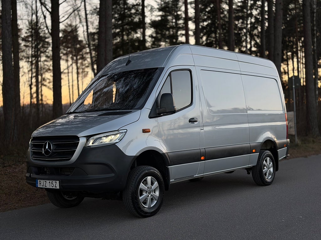 Mercedes-Benz Sprinter 319 CDI 4x4 9G-Tronic /Moms/Full inredning /SE UTR