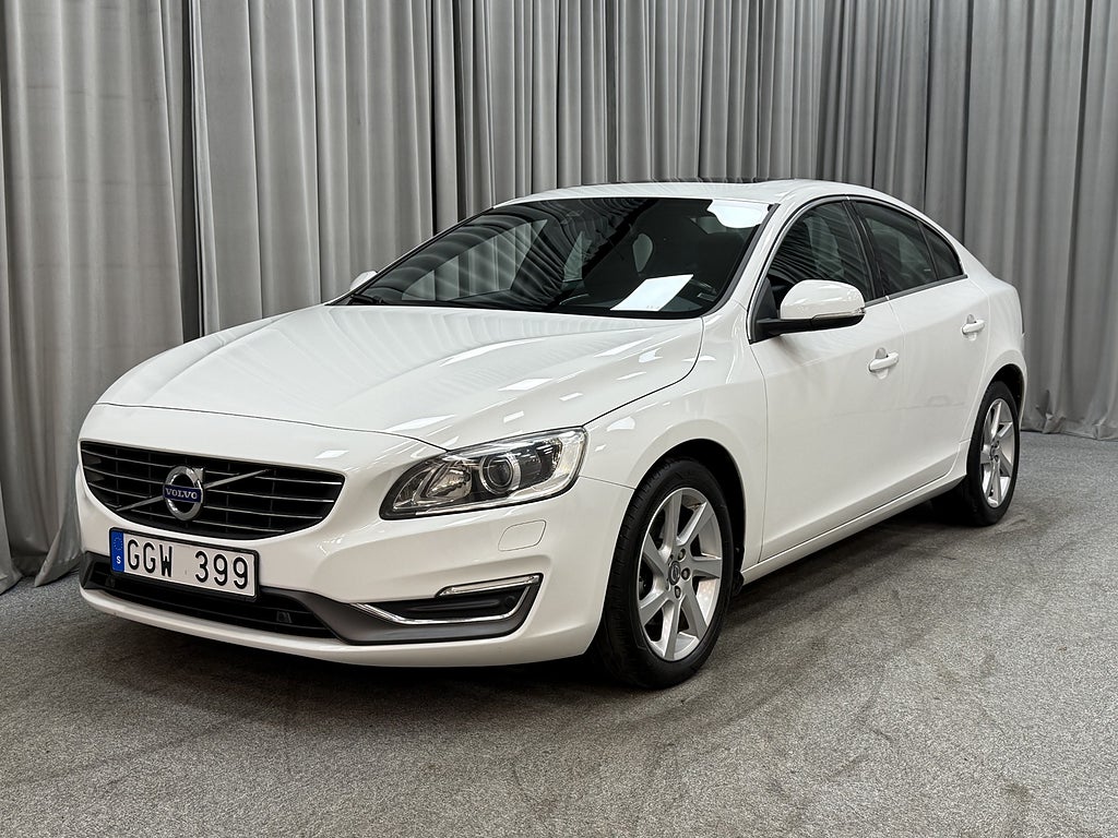 Volvo S60 D3 Summum Dieselv/VOC/Navi/Taklucka/Skinn/Fullservad