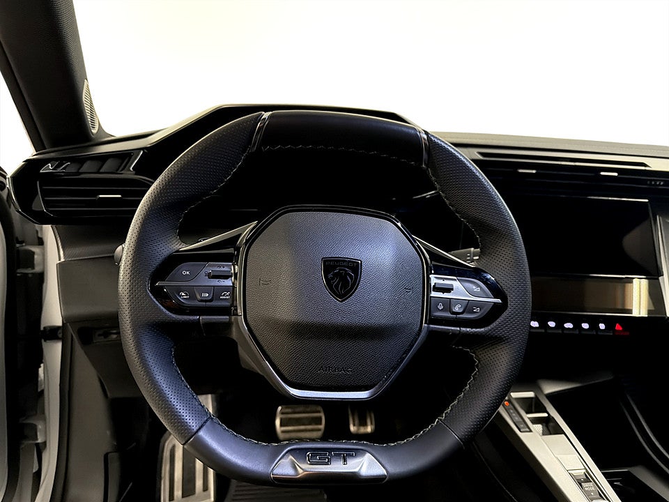 Bild på Peugeot 308 5D GT 1.2 PT 130hk Aut B-KAMERA CARPLAY