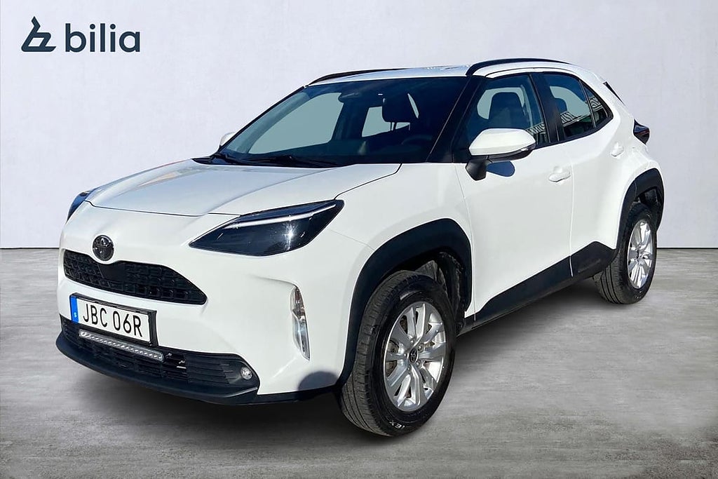 Toyota Yaris Cross Hybrid 115 AWD-i Active Ledramp Motorvärmare