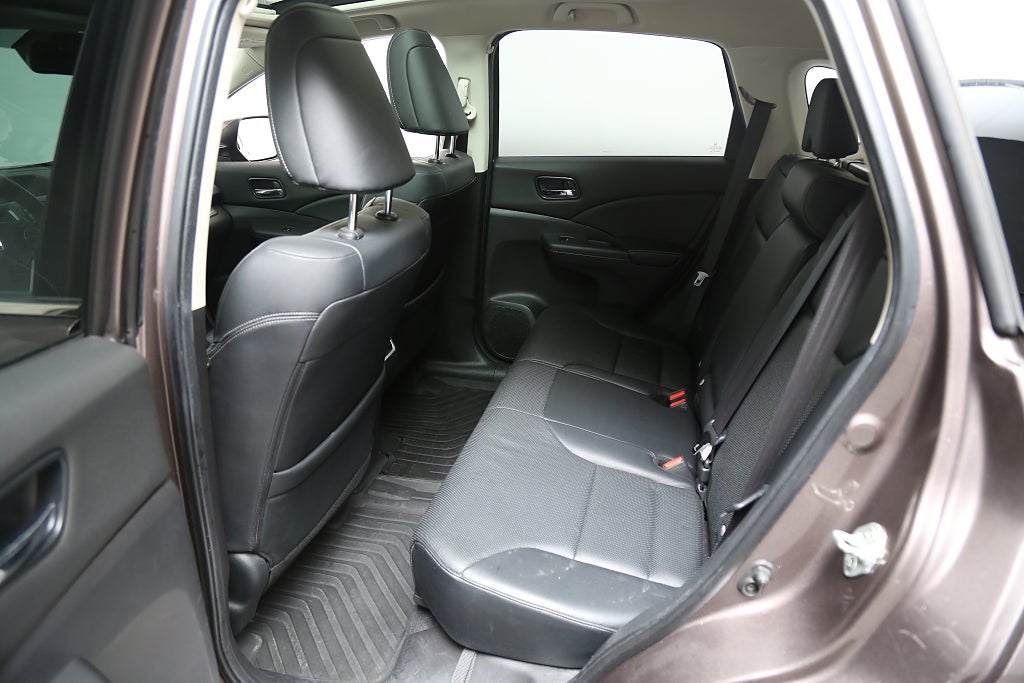 Honda CR-V 2,0 i-VTEC 155hk Executive Aut Skinn Panorama Drag 2015
