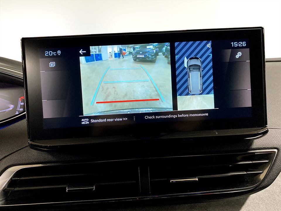 Bild på Peugeot 5008 GT 1.2 PT 130hk Aut 7-SITS B-KAMERA CARPLAY