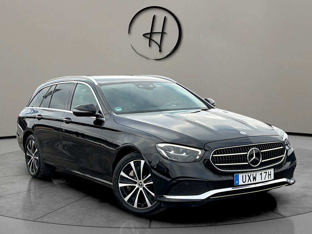 Mercedes-Benz E 300 T de 9G-Tronic Avantgarde Dragkrok interiörbelysnin