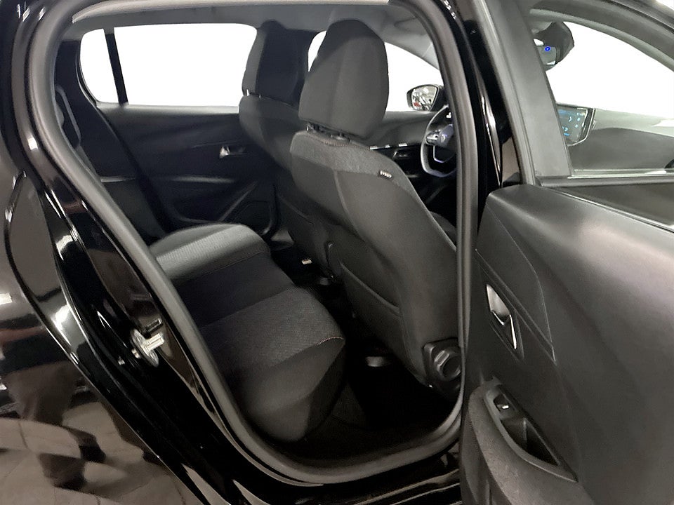 Bild på Peugeot 208 Style Hybrid 100hk Aut CARPLAY BACKSENSORER