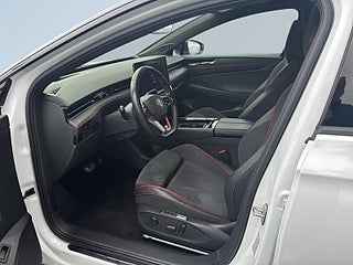 Volkswagen ID.7 GTX 4Motion 360/HK/Drag/HuD/Psens/Sov-Däck/Navi/Elstol – bild 7