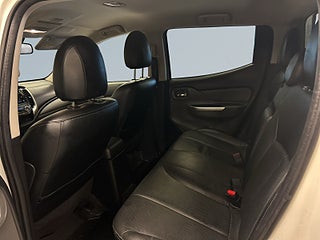 Mitsubishi L200 Dubbelhytt 2.4/Drag/SoV-Däck/Elstolar/Backkamera/Psens – bild 13
