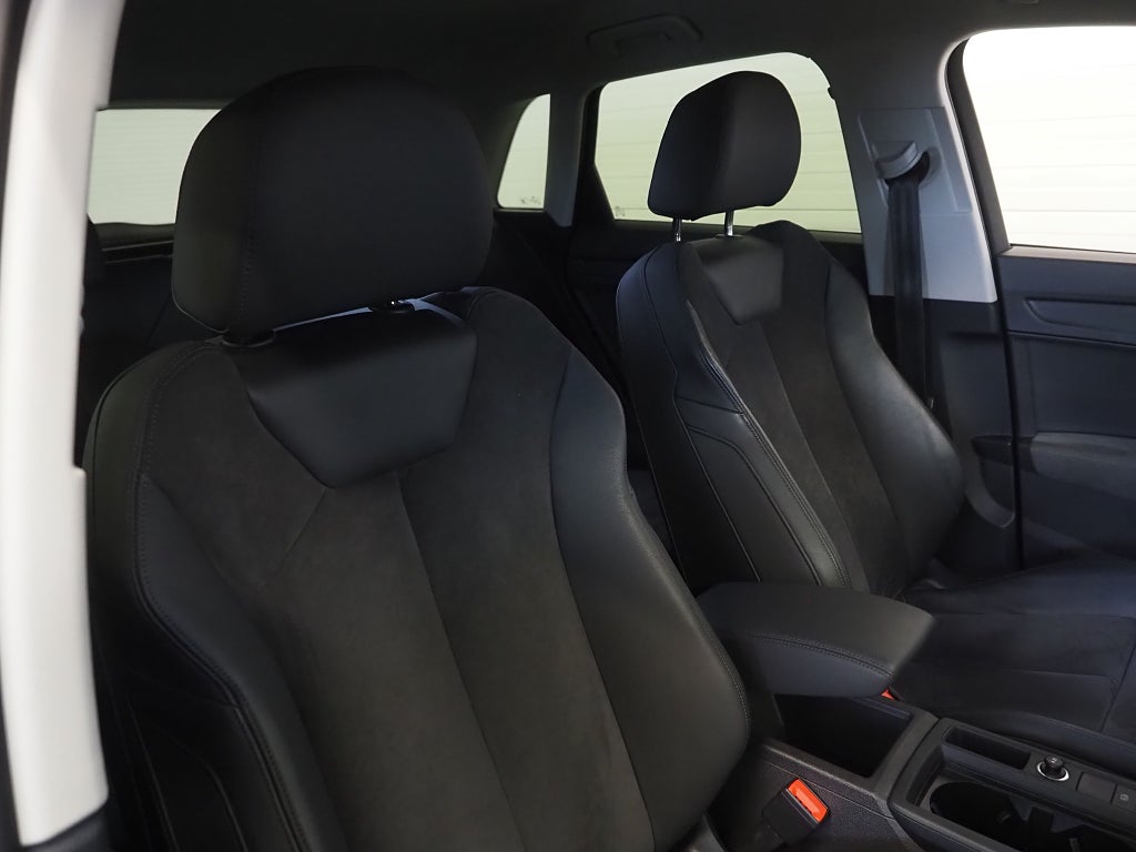 Audi Q3 35 TFSI 150hk MHEV Proline Adv |Drag|Värmare|Kamera| 2022
