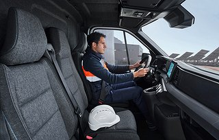Transportbil - Skåp Nissan Interstar 6 av 8