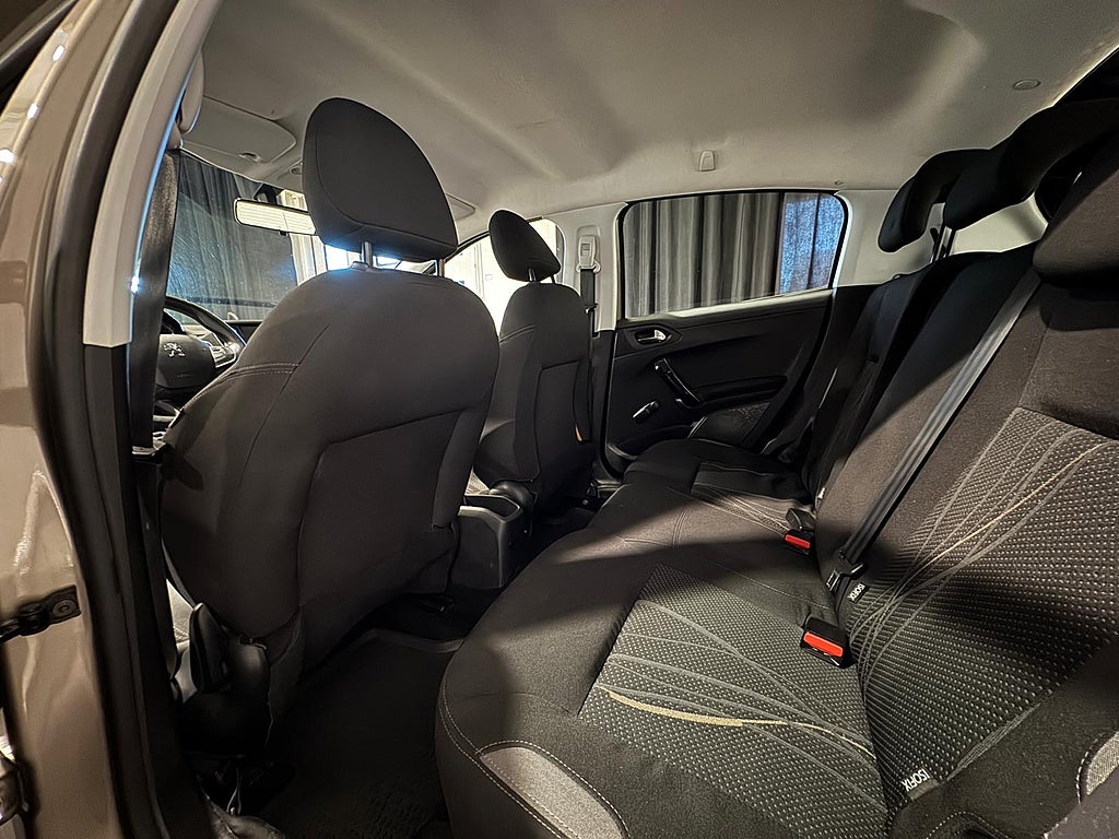 Peugeot 208 bild 6