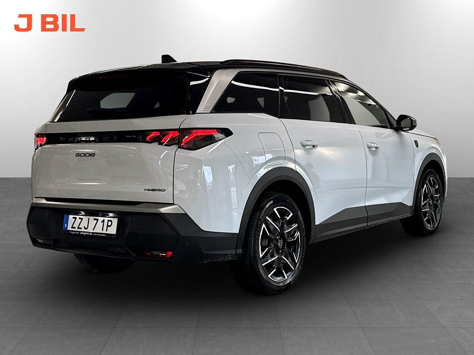 Bild på Peugeot 5008 GT Hybrid 145hk Aut 7-SITS B-KAMERA CARPLAY