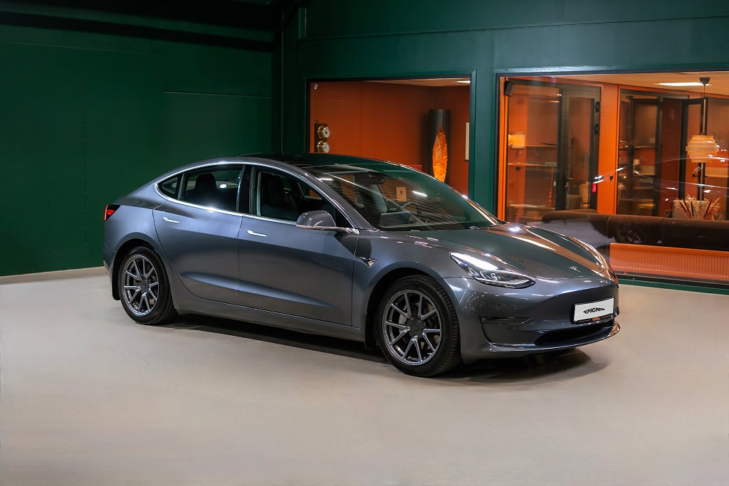 Bild på Tesla Model 3
