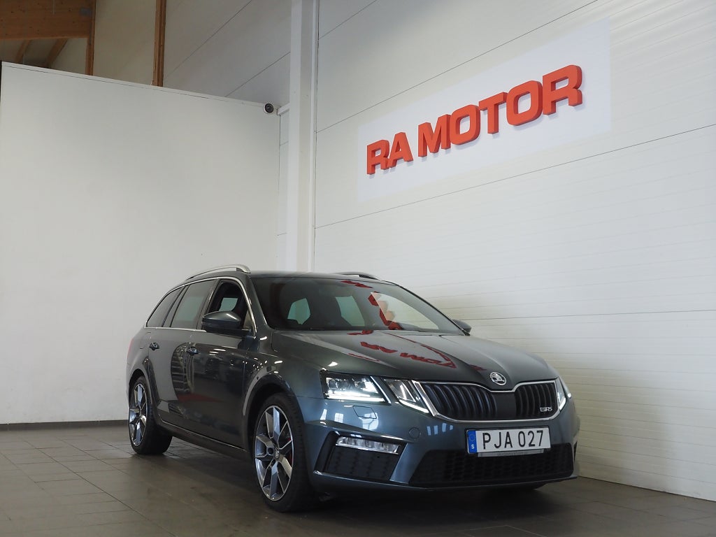 Skoda Octavia Kombi 2.0 TDI 4x4 RS Premium Dragpkt D-Värm 2018