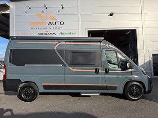 Husbil-halvintegrerad Robeta Helios 180HK AUT Adapt farthållare! Clesana toalett! AC vid golv 1 av 25