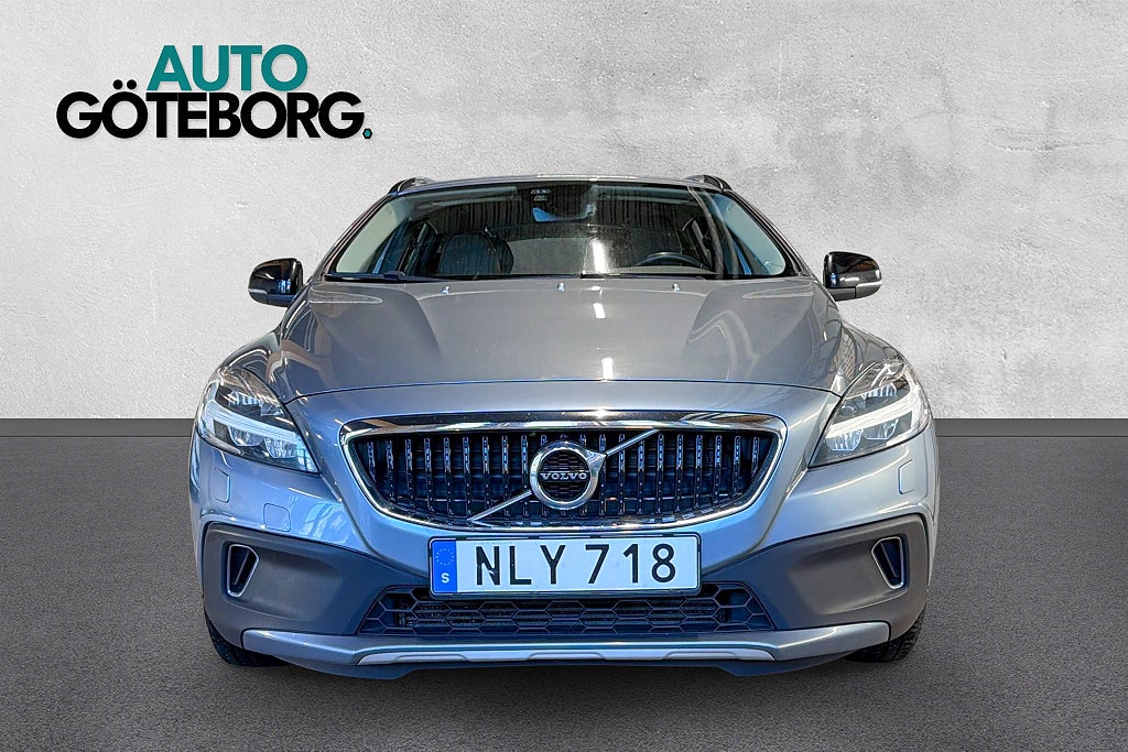 Volvo V40 Cross Country D2 Momentum Fullservad Välvårdad VOC