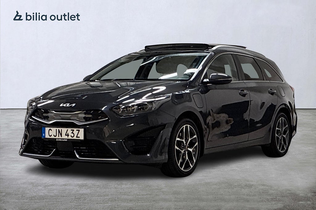 Kia Ceed SW PHEV DCT Advance Plus 141hk Panorama Navi Drag B-kam