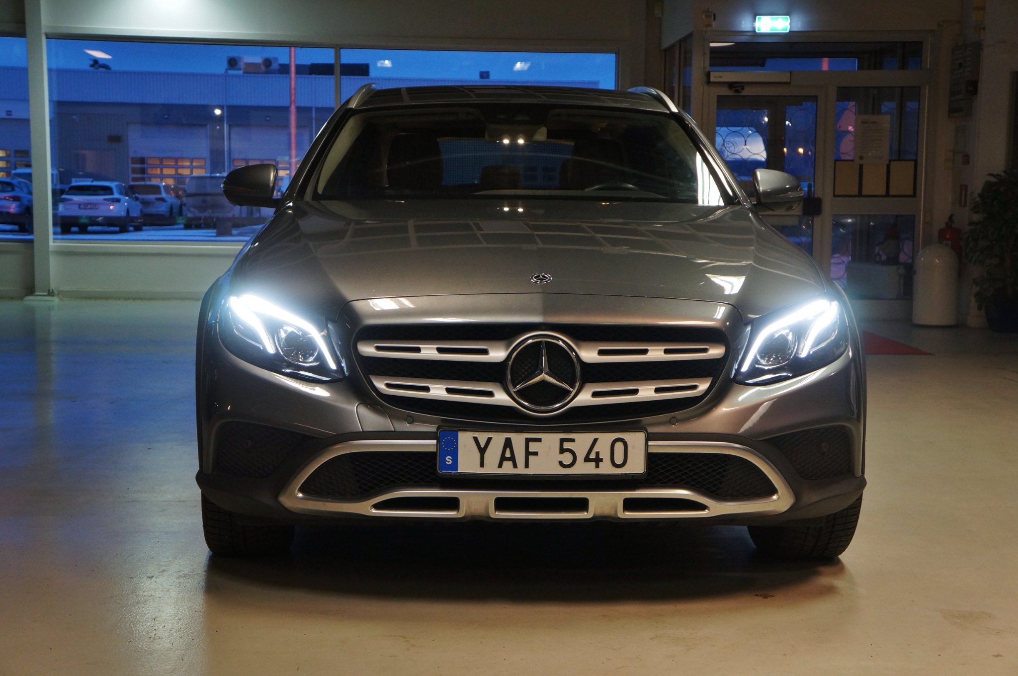 Mercedes-Benz E 2018, photo 3/33