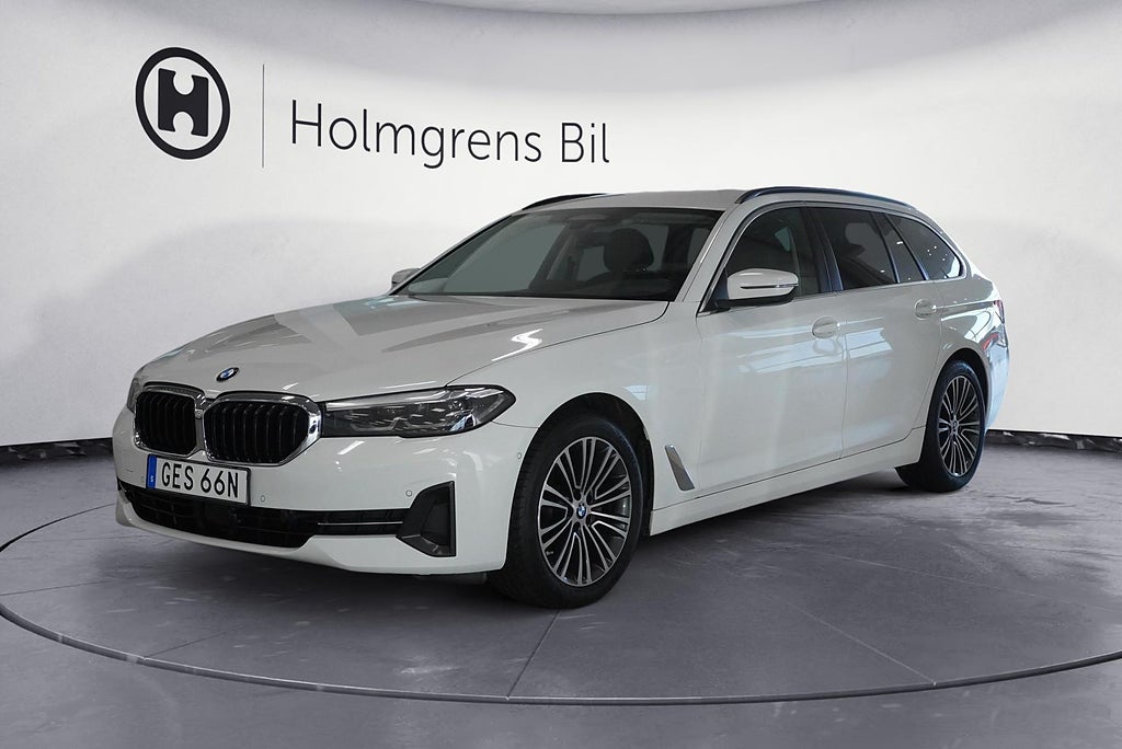 BMW 520d xDrive Touring Sportline Kupevärmare HiFi Drag Aktiv Farthållare
