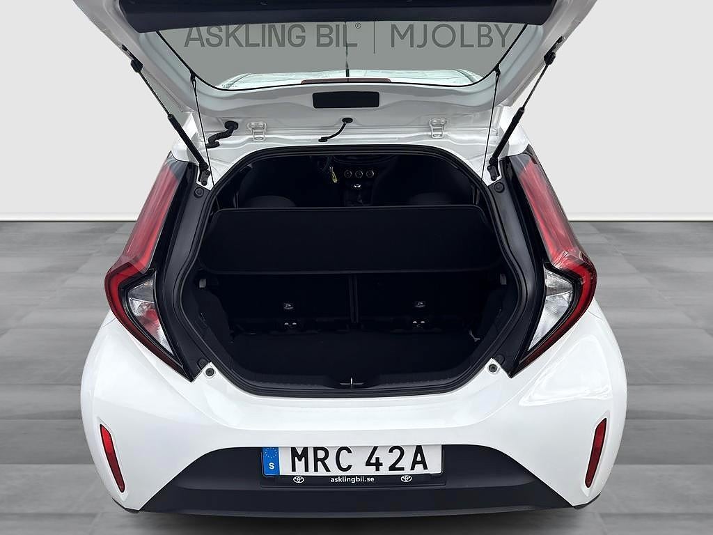 Toyota Aygo 2022 - miniatyr 11