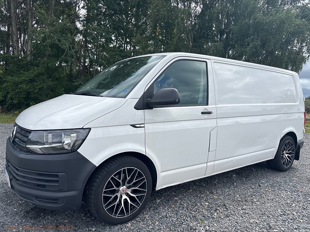Volkswagen Transporter 2.0TDi NYBESIKTIGAD / EXPORT 7999€
