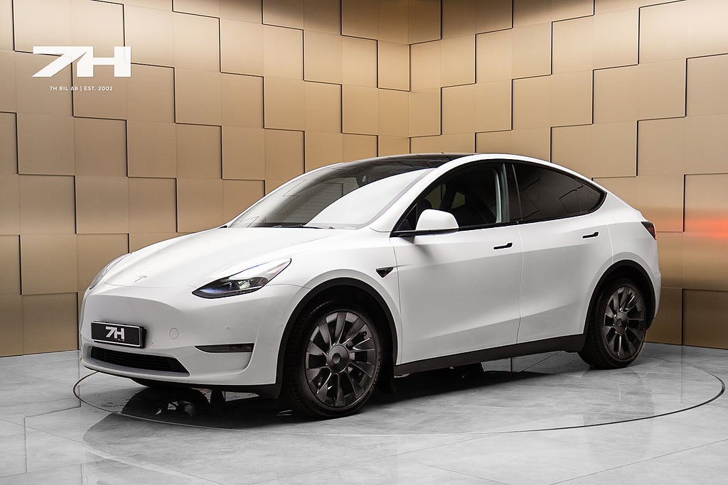 Tesla Model Y Long Range AWD Long Range / Ryzen™ / Pano / Värmepump