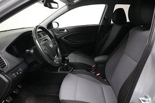 Halvkombi Hyundai i20 7 av 12