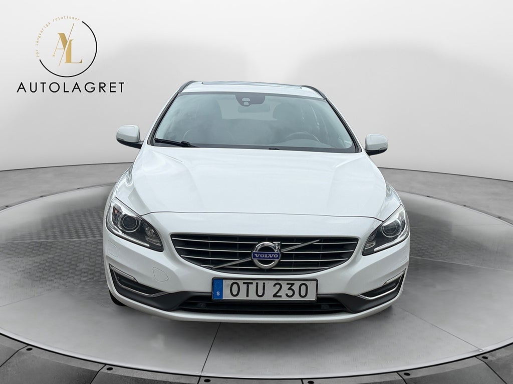Volvo V60 2015 - miniatyr 3