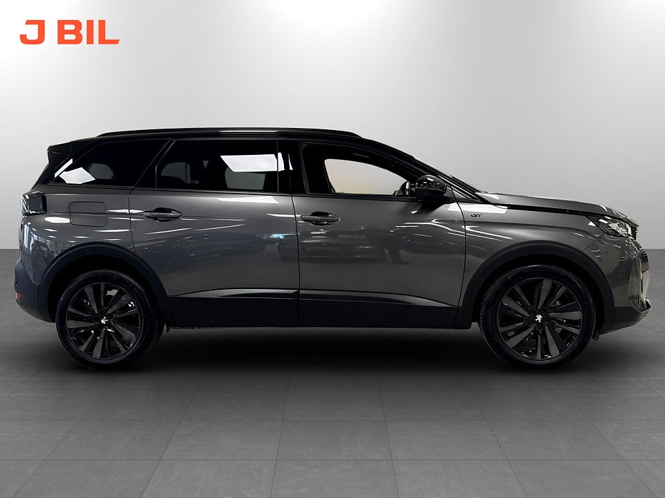 Bild på Peugeot 5008 GT Black Pack 1.2 PT 130hk Aut KAMPANJ BRÄNSLE INGÅR