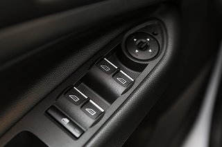 SUV Ford Kuga 11 av 23