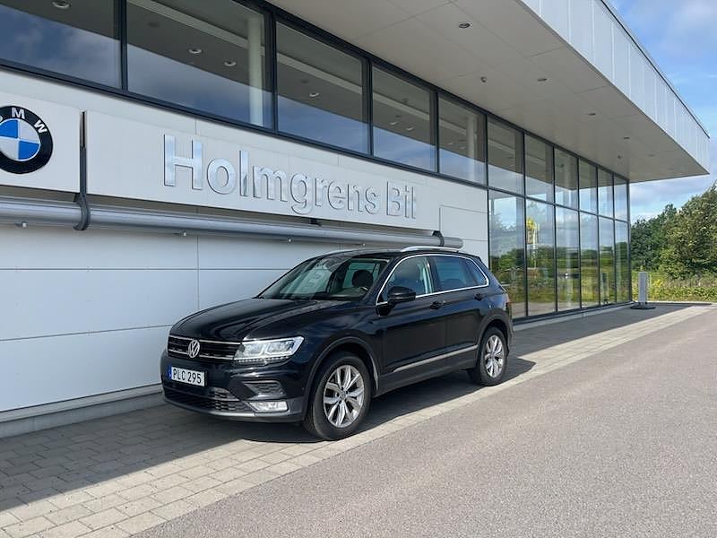 Volkswagen Tiguan AWD Dragkrok Adaptiv Farthållare Rattvärme