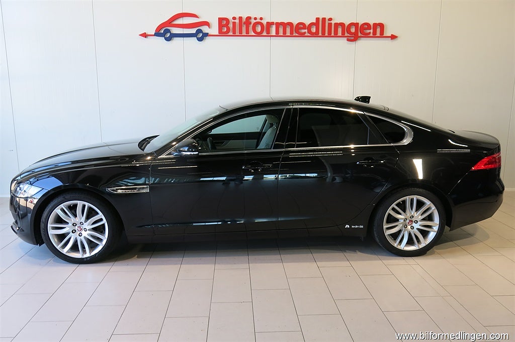 Jaguar XF 30d 300hk