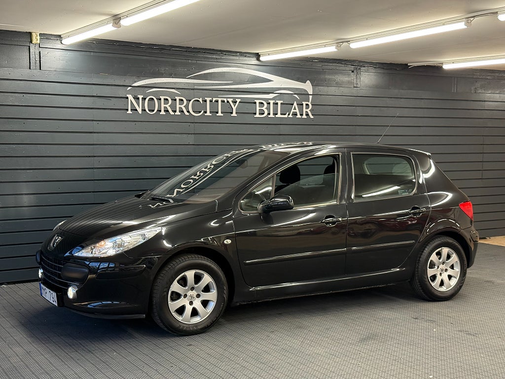 Peugeot 307 5-dörrar 1.6 / Nybesiktigad / AC 