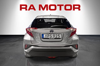 SUV Toyota C-HR 5 av 16