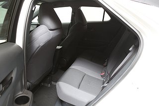 SUV Toyota C-HR 9 av 23