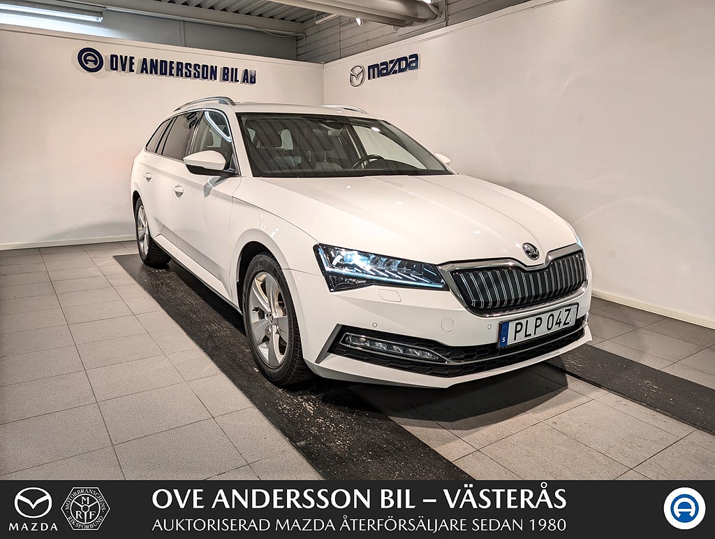 Skoda Superb iV Combi 1.4 TSI Business (218) Dragkr|Värmare