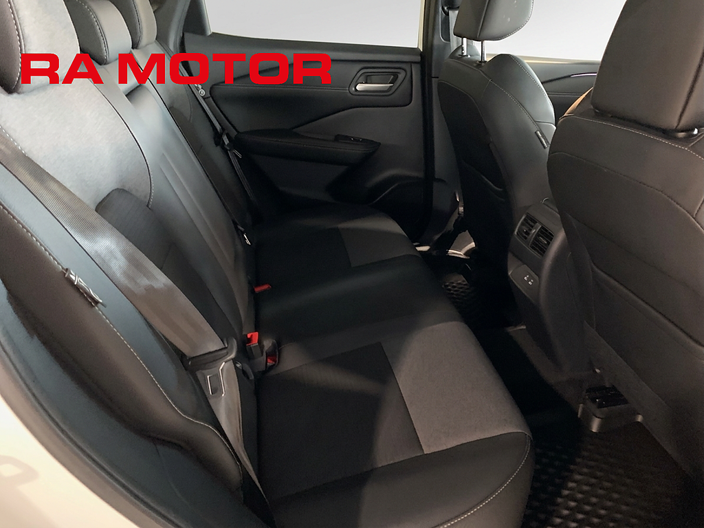 Nissan Qashqai 1.3 | N-Connecta | Elbaklucka | HuD | Moms 2025