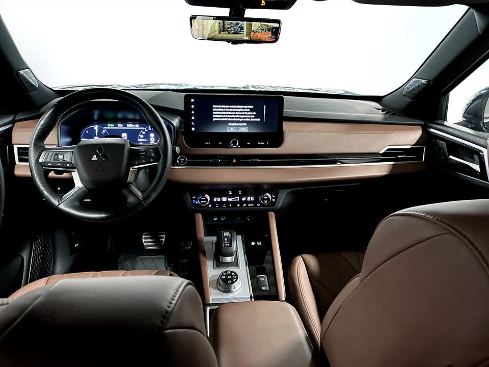 Bild på Mitsubishi Outlander Instyle+ PHEV 306hk Aut 4WD CARPLAY NAVI