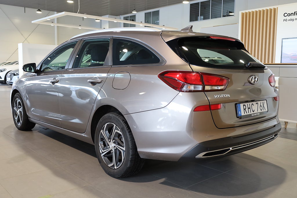 Hyundai i30 1,0 T-GDi 120hk MHEV Essential Kombi Aut Kamera 2023