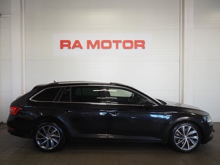 Kombi Skoda Superb 4 av 24