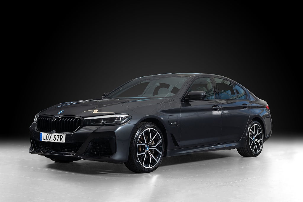 BMW 530e xDrive Sedan M Sportpaket//Drag//