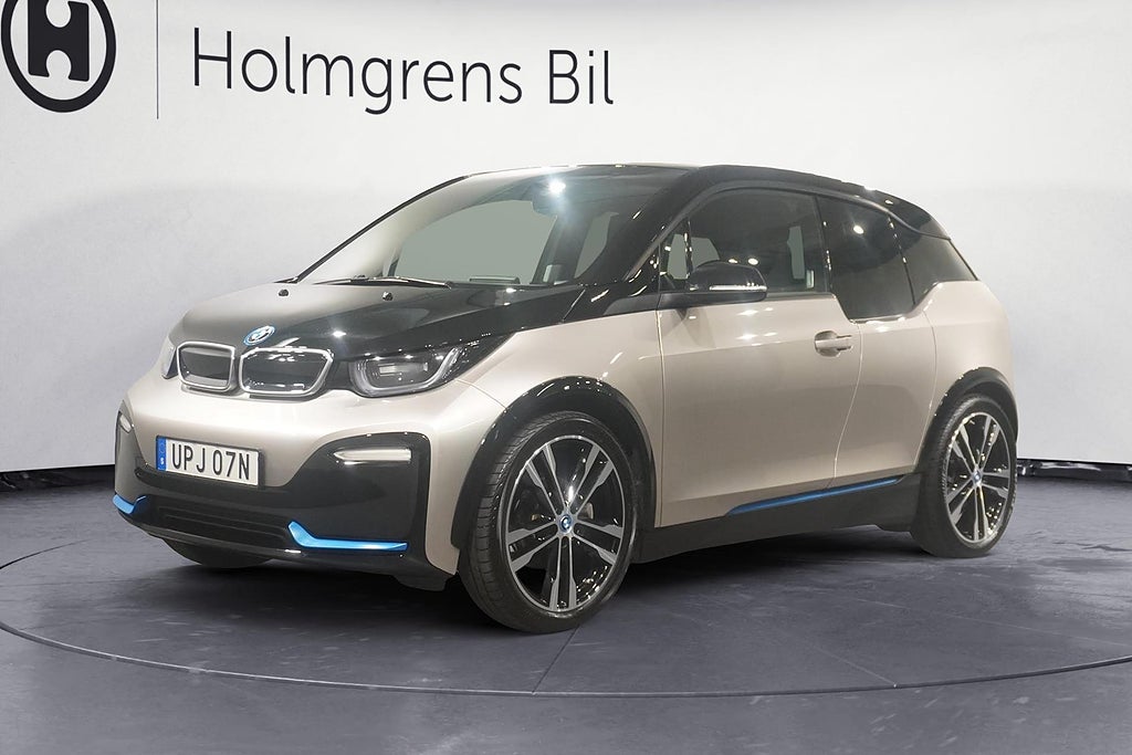 BMW i3s 120 Ah 120Ah Charged Comfort Navi LED 20 | Ränta 3,95%