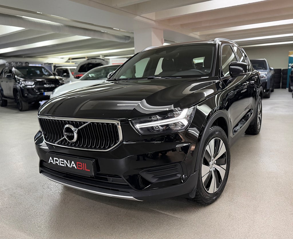 Volvo XC40 B4 Momentum VOC Panorama Värmare Kamera 