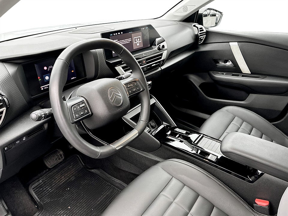 Bild på Citroen C4 Max 1.2 PT 130hk Aut B-KAMERA FARTHÅLLARE SKINN